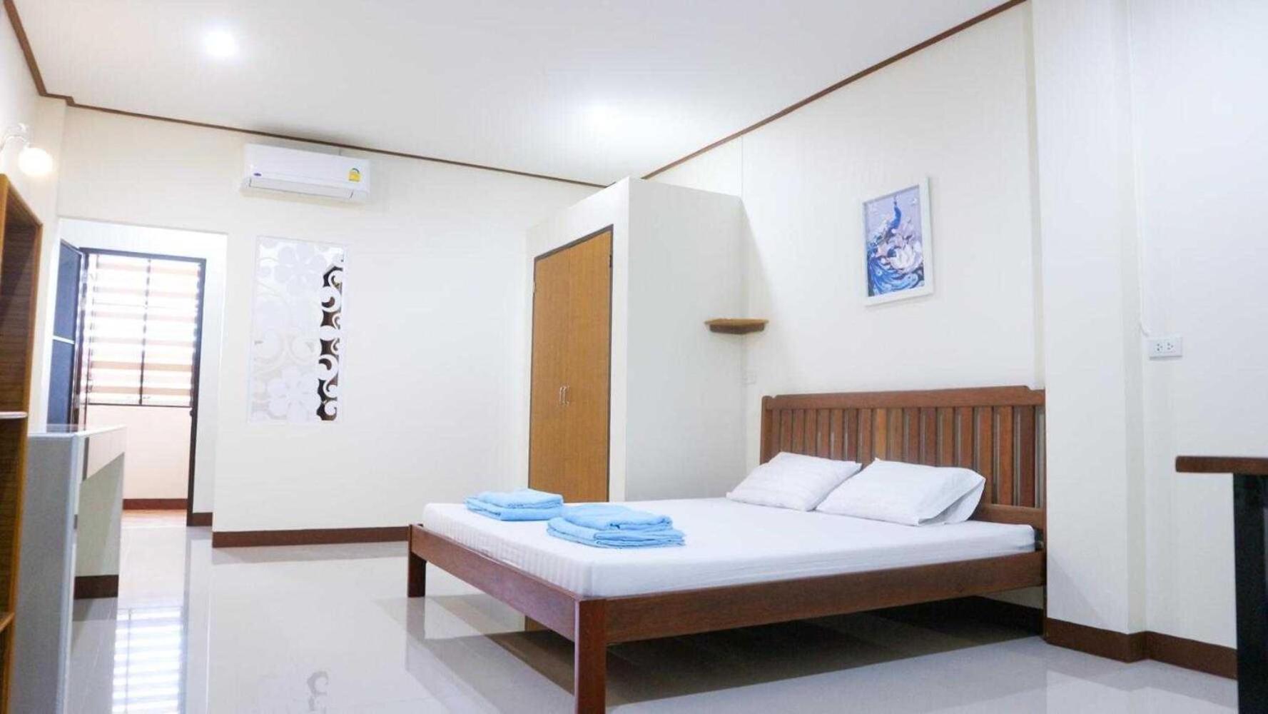 Capital O 75521 Sang Siri Apartment Samut Songkhram Eksteriør billede