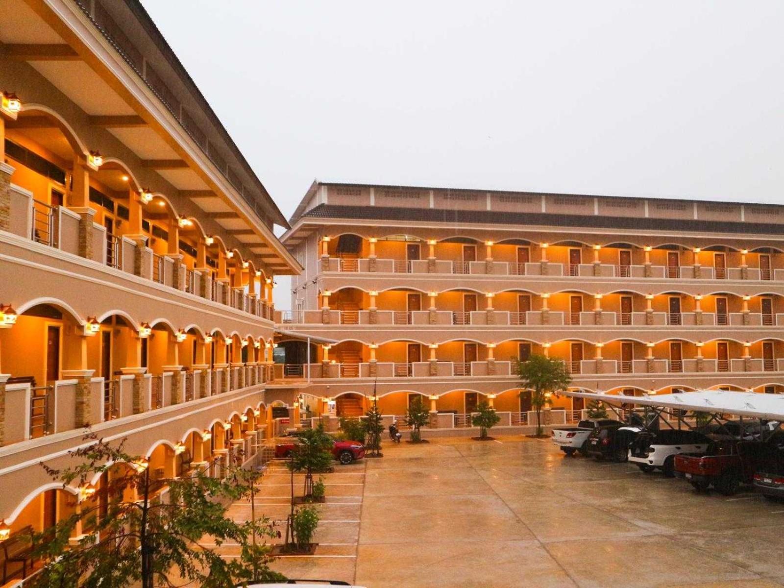 Capital O 75521 Sang Siri Apartment Samut Songkhram Eksteriør billede